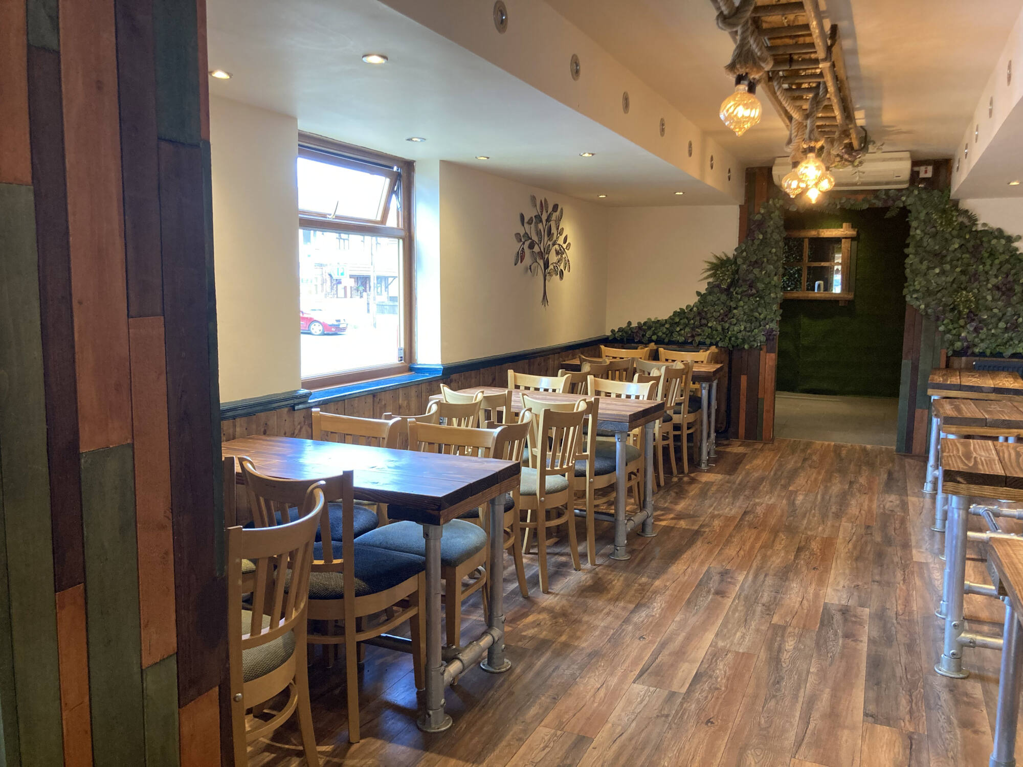 Pig + Pickle, Kingswinford cafe reviewed and visited