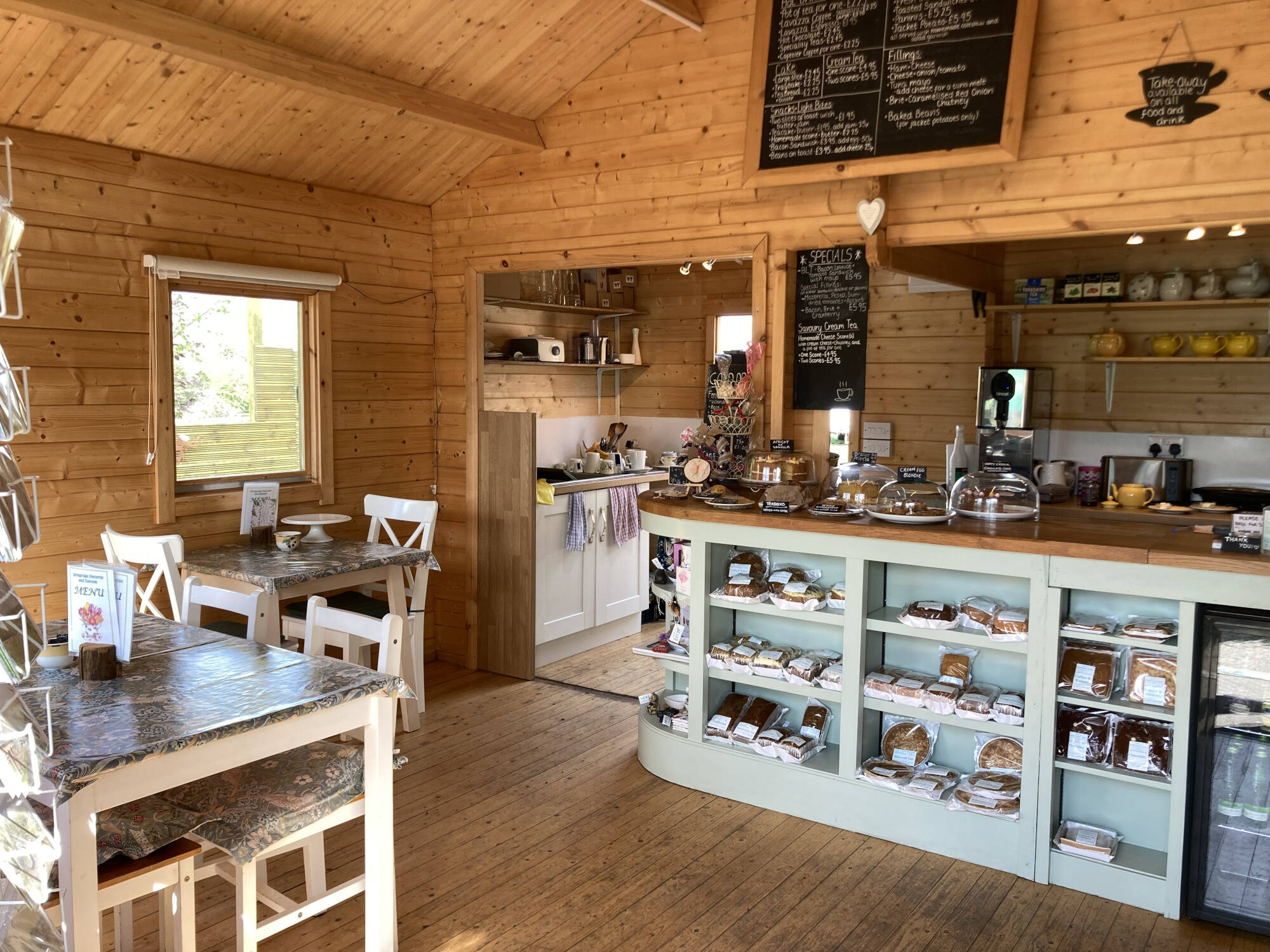Springridge Nursery and Tea Room, Crowle - cafe reviewed and visited