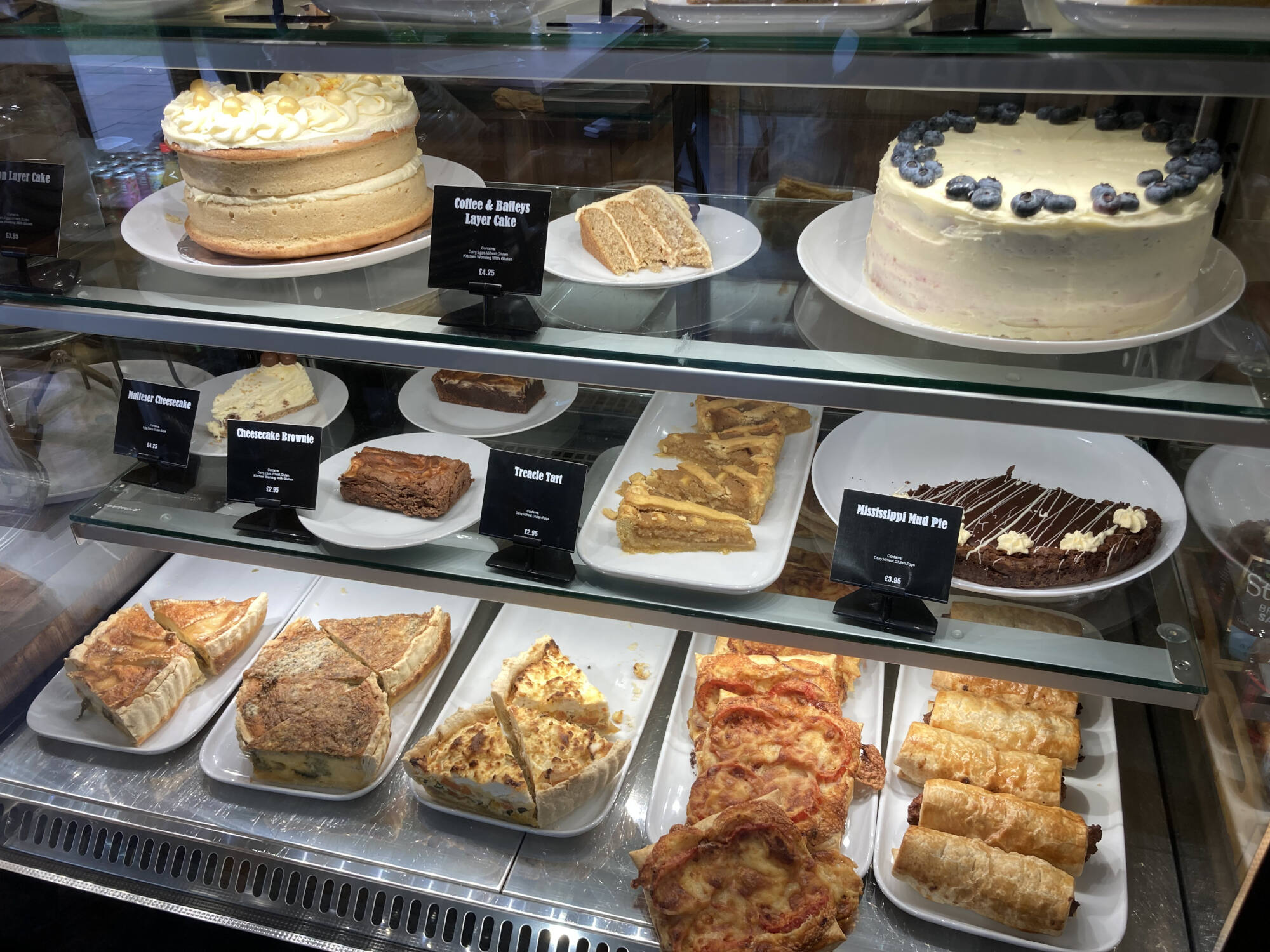 Chadbury Farm Shop & Cafe, Chadbury / Evesham cafe reviewed and visited