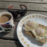 Coffee & eggs on toast at The Chow Shed in Toddington