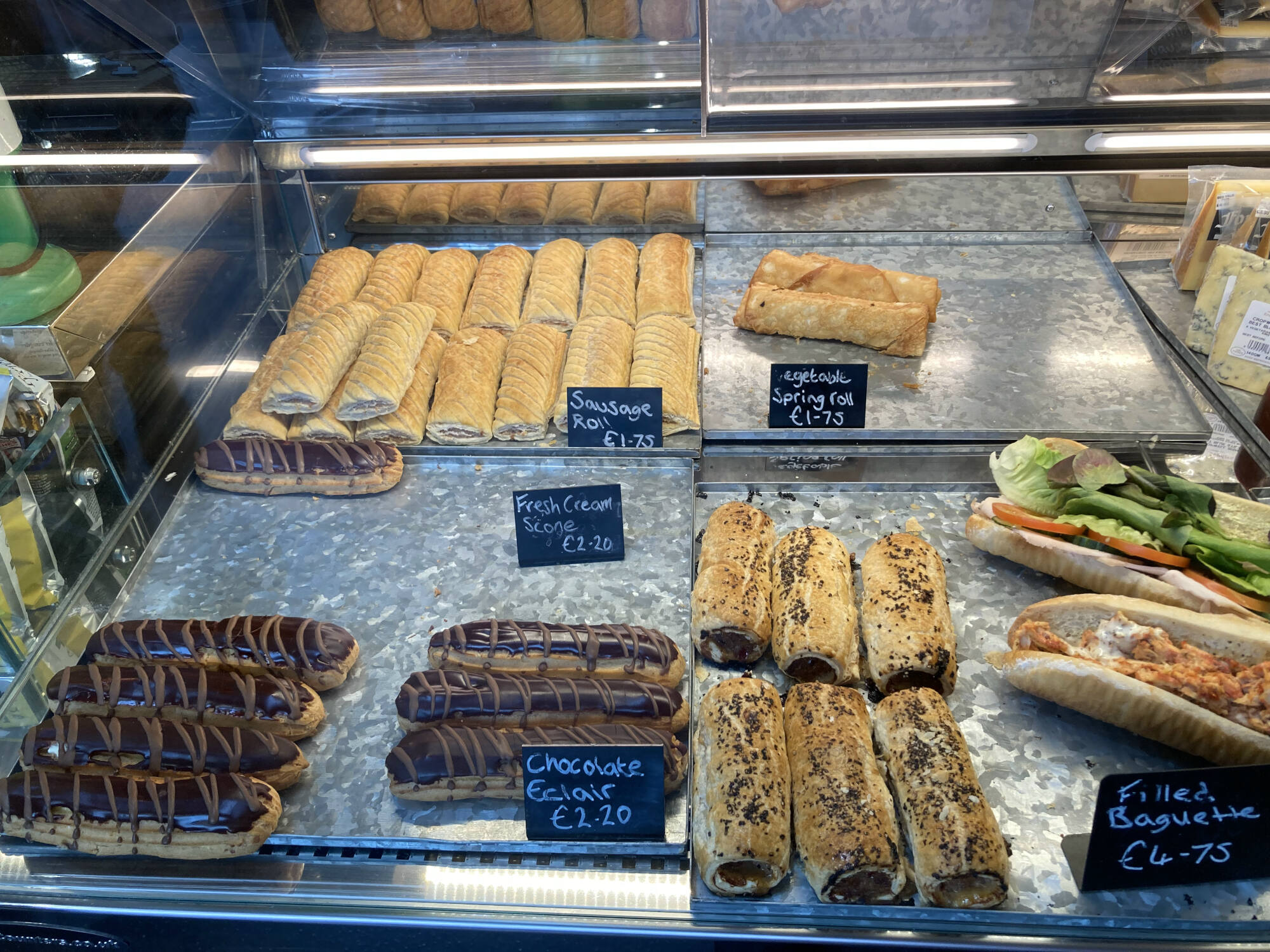 Bruno's Bakery, Studley cafe reviewed and visited