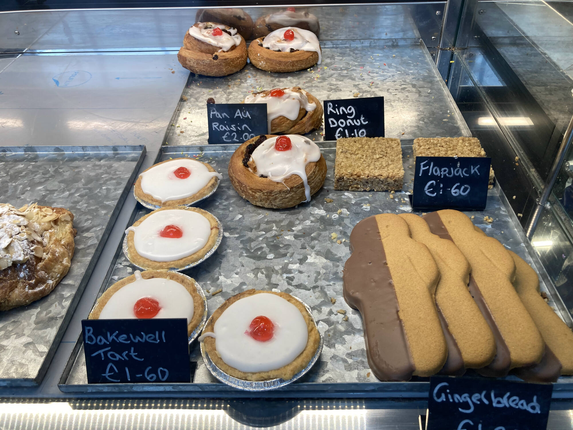 Bruno's Bakery, Studley cafe reviewed and visited